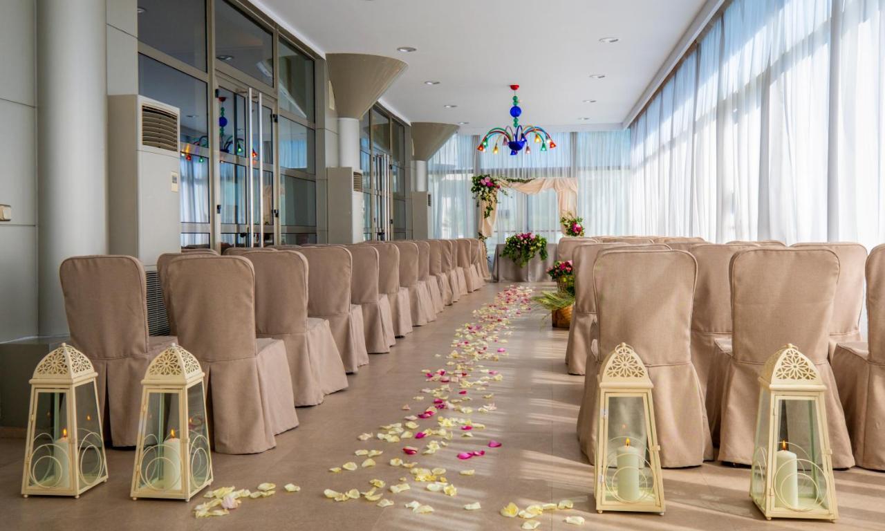 Hotel Attica21 Las Rozas מראה חיצוני תמונה